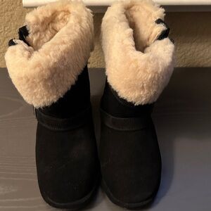 Black Suede Boots with Cream Fur Lining